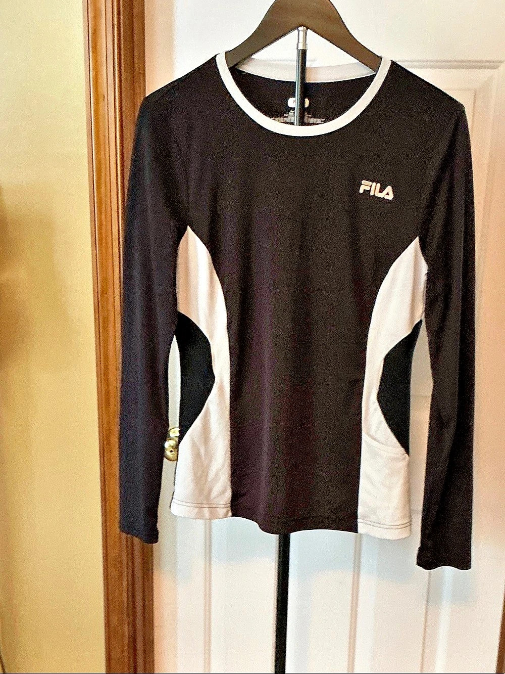 Fila Woman Color Block Jersey Size Medium